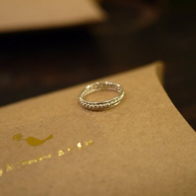 小維多利亞的浪漫 -- 純銀戒指3