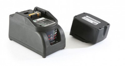 寧泰PET-PP電動打包機-GT SMART-電池式打包機-電池充電器.JPG