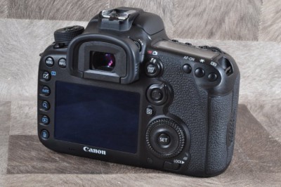 Canon EOS 7D MARK II-2
