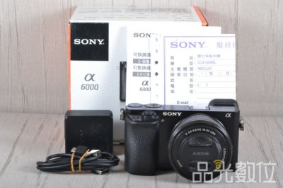 Sony A6000 + E 16-50MM-1