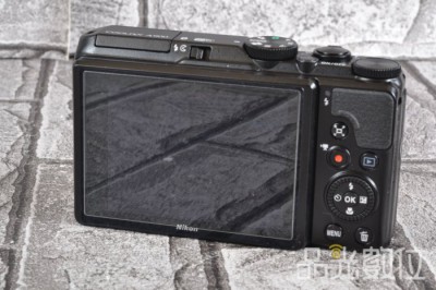 Nikon Coolpix A900-2