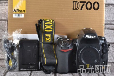 Nikon D700-1