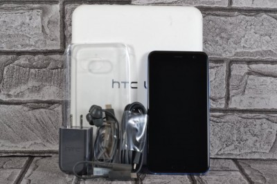 HTC U11 U-3u 128GB-1