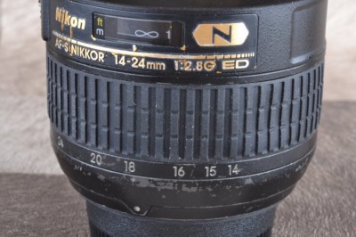 Nikon AF-S 14-24mm F2.8 G-3