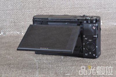 Sony DSC-RX100 M5A-3