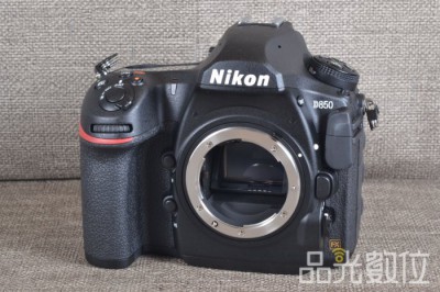 Nikon D850-2