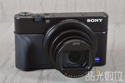 Sony RX100 M7G-2