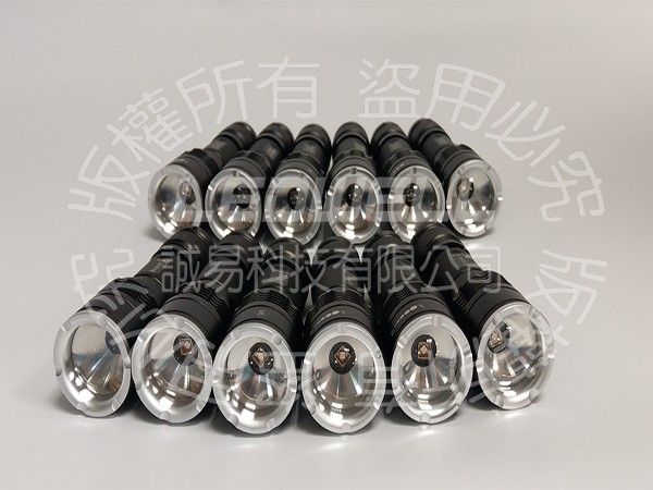 **感謝有您***台灣XX電路製造有限公司   ~再次採用~  多功能變焦款 日亞化 7W 365nm 手持式UV LED檢查燈 12支， 多功能變焦款 日亞化 5W 365nm 手持式UV LED檢查燈 10支。