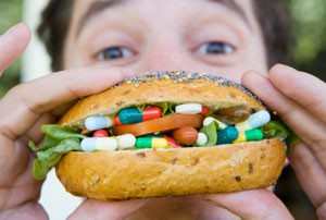 一位醫師的真實告白： 90%的藥都不能吃，因為藥物就等於毒物！